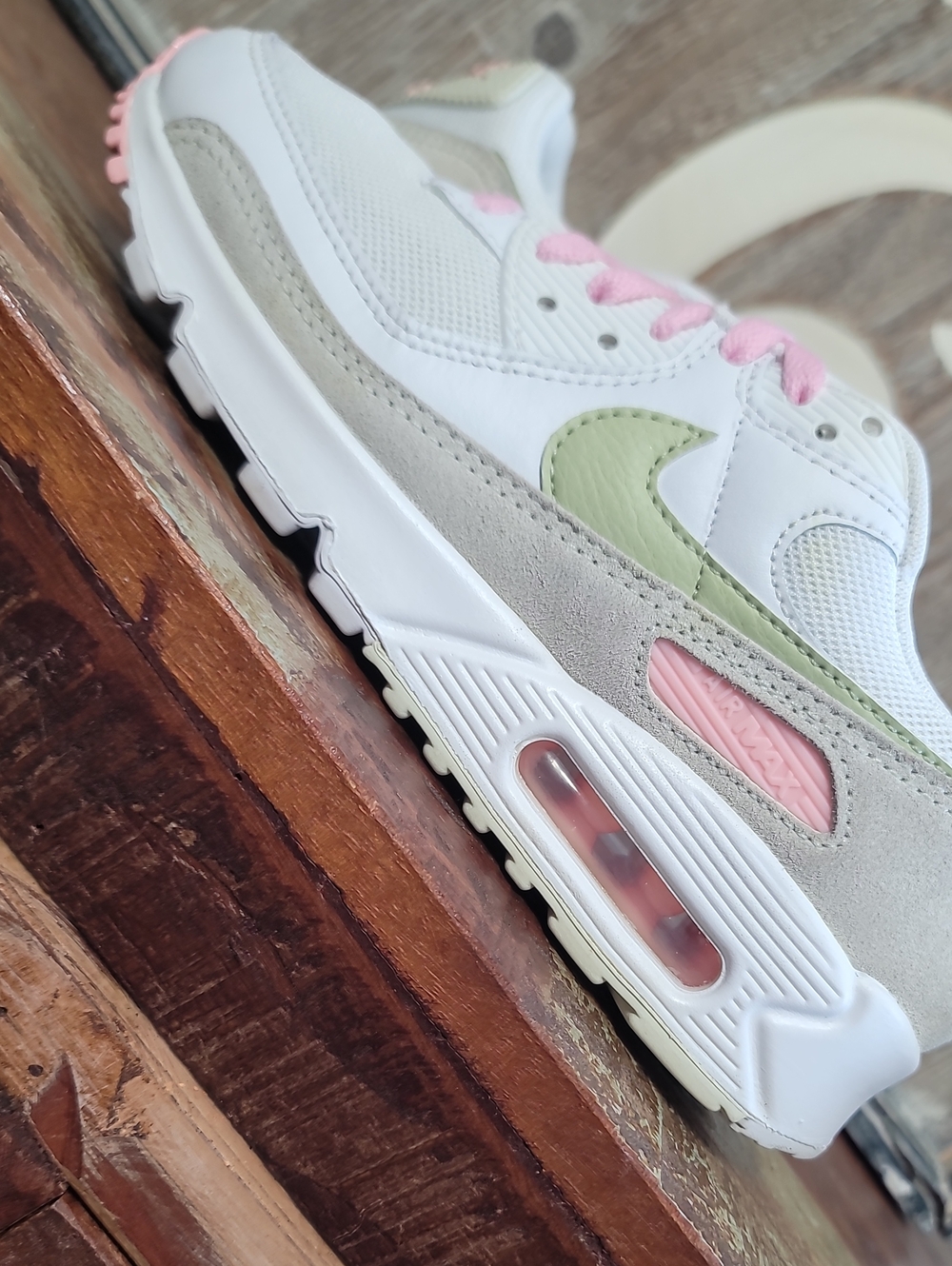 Nike Wmns Air Max 90 " White/Light Olive/Pink" Wmns 7, Good Cond. Fast Shipping - Picture 15 of 16
